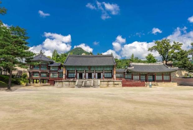 국가유산청, 궁궐 속 사색의 시간 '집옥재 작은도서관' 개관